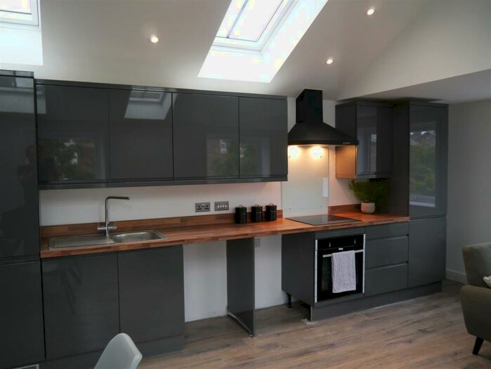 2 Bedroom Apartment To Rent In Park Terrace, Liverpool, Merseyside, L22