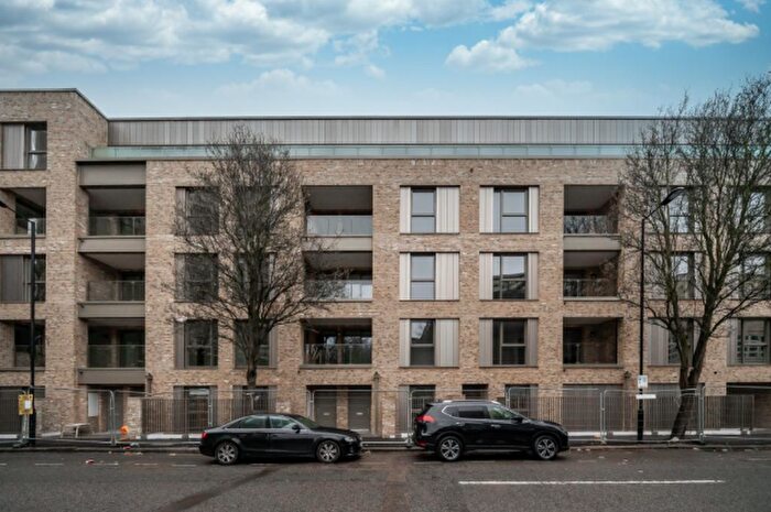 2 Bedroom Flat To Rent In Lanark Road, W9