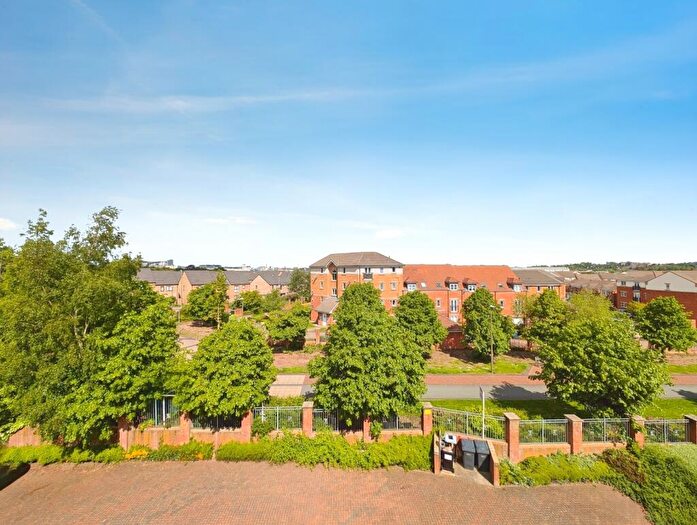 2 Bedroom Flat For Sale In Sanderson Villas, Gateshead, Tyne And Wear, NE8