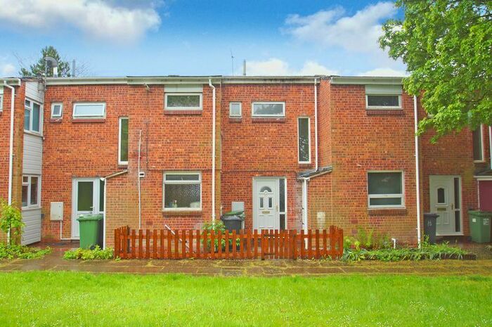 3 Bedroom Terraced House To Rent In Kilpeck Close, Winyates East, Redditch, B98