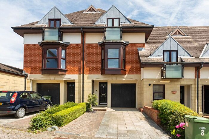 3 Bedroom Terraced House For Sale In Jackman Close, Abingdon, OX14