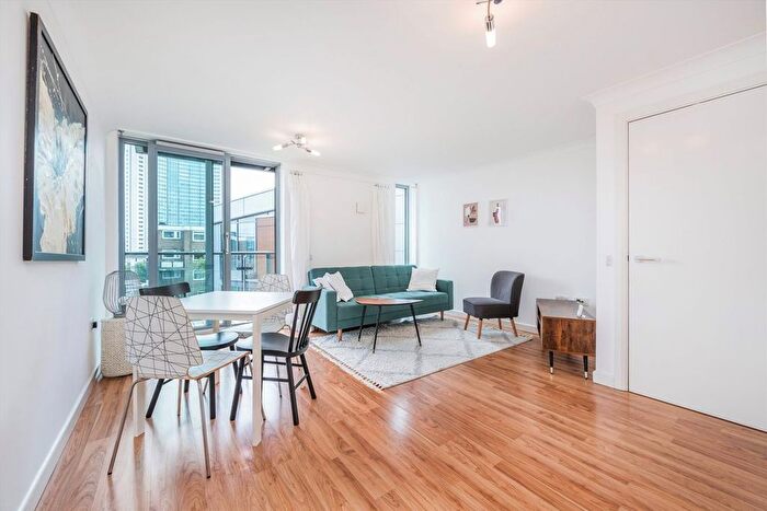 1 Bedroom Flat To Rent In North End Road, West Kensington, W14