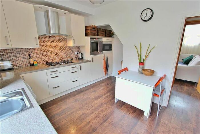 2 Bedroom Terraced House To Rent In Murray Road, Sheffield, S11