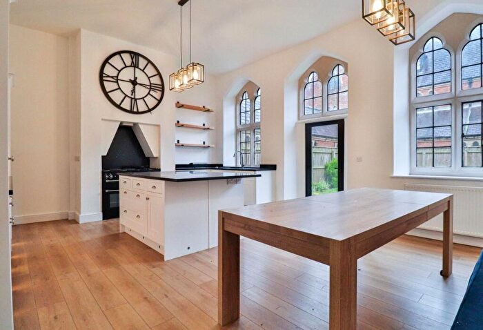 6 Bedroom Character Property For Sale In St. Clare's Court, Darlington, DL3