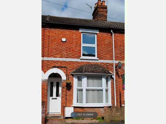 2 Bedroom Terraced House To Rent In Chiltern Street, Aylesbury HP21