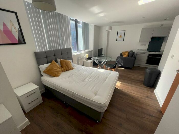 Flat To Rent In Silkhouse Court, Tithebarn Street, Liverpool, L2