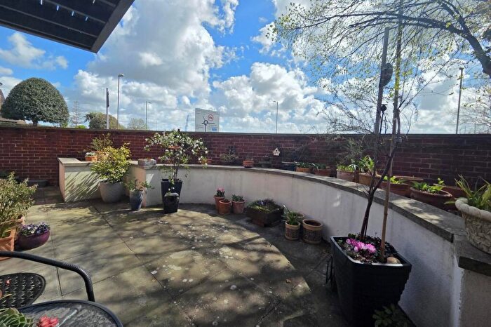 1 Bedroom Apartment For Sale In Fareham Quays, Fareham, PO16