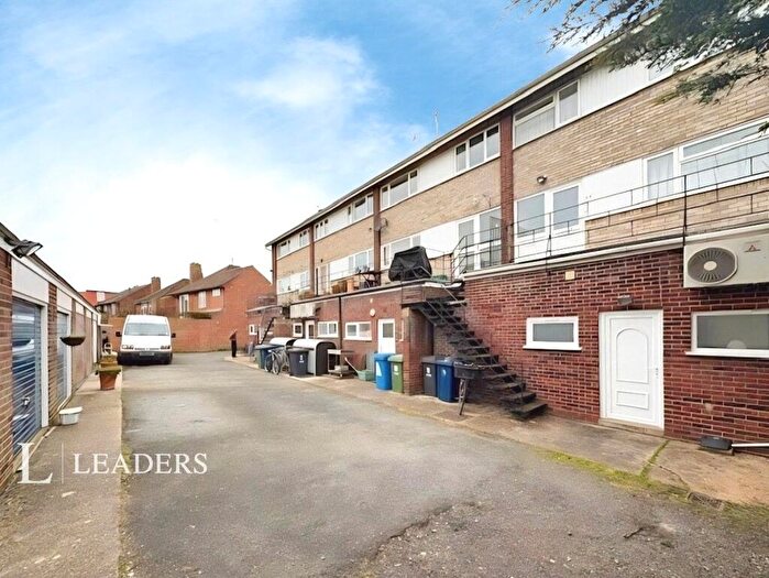 2 Bedroom Flat To Rent In Thornton Way, Girton, Cambridge, CB3