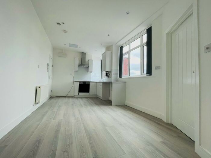 1 Bedroom Apartment To Rent In Carters Green, West Bromwich, B70