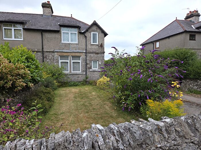 2 Bedroom Semi-Detached House For Sale In Alsop Moor Cottages, Alsop En Le Dale, DE6
