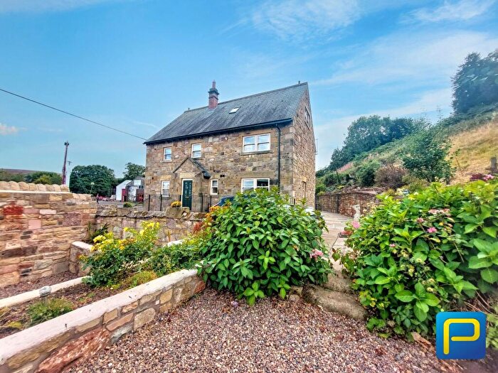 5 Bedroom Detached House For Sale In South Road, Wooler, Northumberland, NE71
