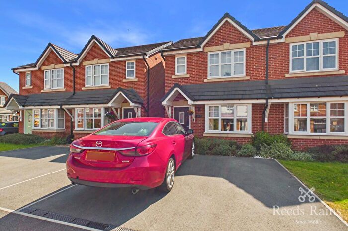 3 Bedroom Semi Detached House For Sale In Cardwell Close, Blackpool, Lancashire, FY4