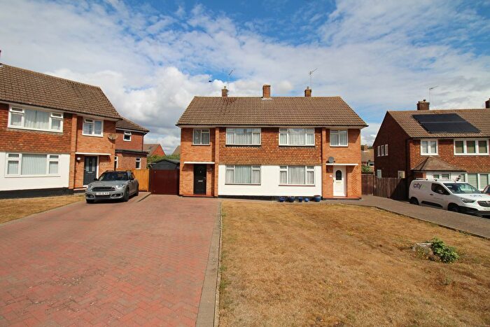 3 Bedroom Semi Detached House For Sale In Silverhurst Drive, Tonbridge, TN10