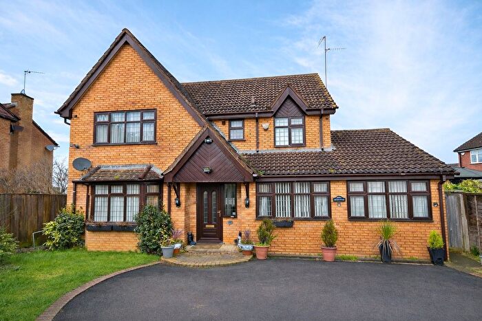 6 Bedroom Detached House For Sale In Wrenbury Road, Northampton, NN5