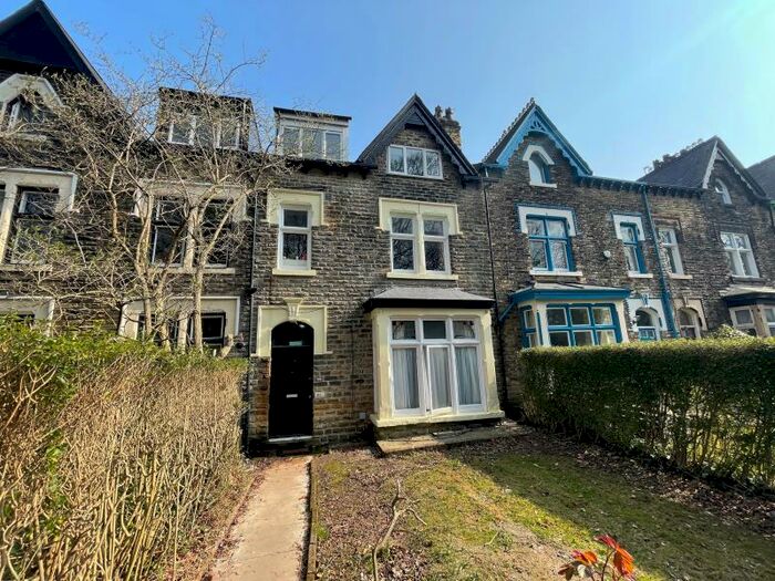 Studio To Rent In Oak Road Leeds, LS7