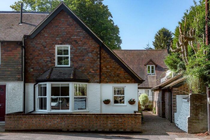 2 Bedroom Mews For Sale In Best Beech Mews, Wadhurst, East Sussex, TN5