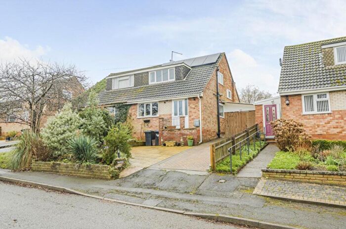 2 Bedroom Semi-Detached House For Sale In The Broadway, Norton, Daventry, NN11