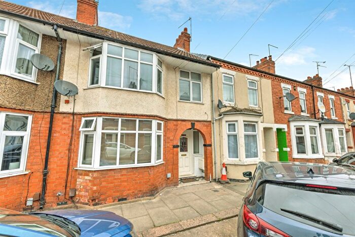 3 Bedroom Terraced House For Sale In Euston Road, Northampton, NN4