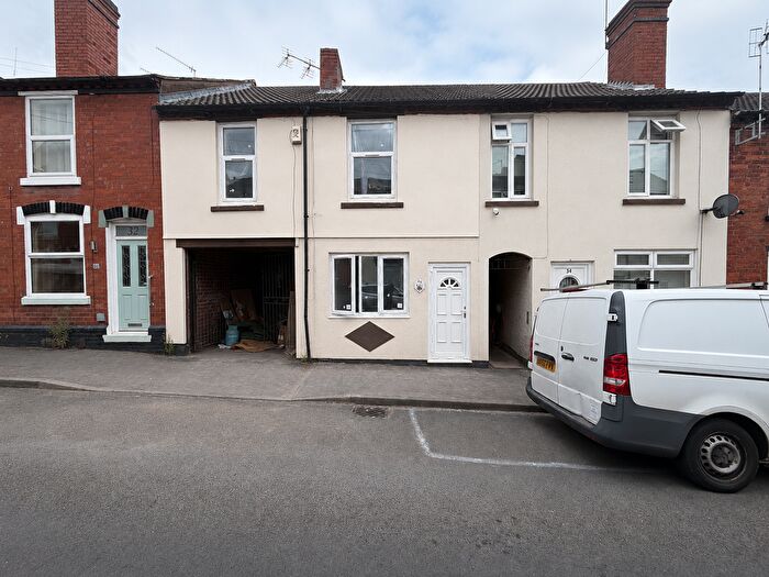 4 Bedroom Terraced House To Rent In Mace Street, Cradley Heath, West Midlands, B64