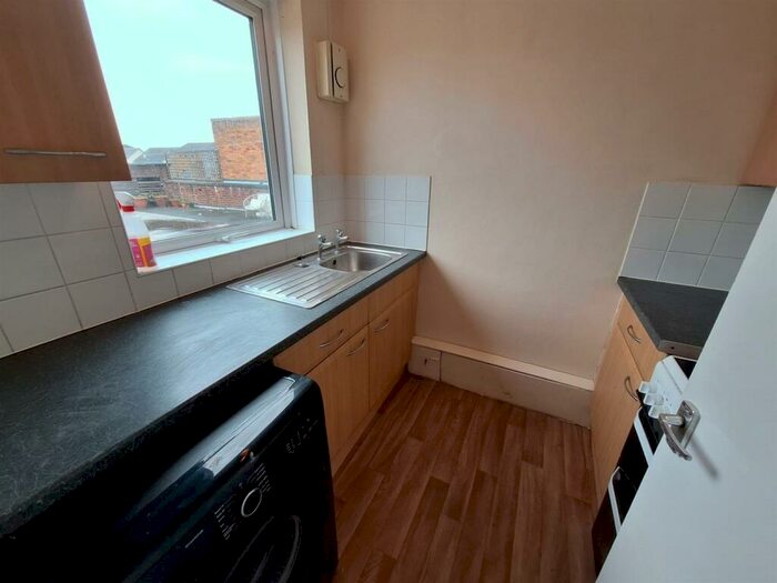 2 Bedroom Apartment To Rent In Lincoln Road, Peterborough, PE1
