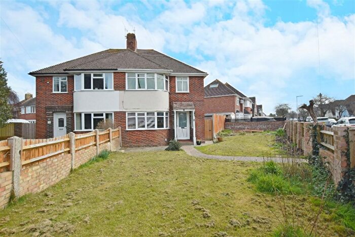 3 Bedroom Semi-Detached House To Rent In Sandymount Avenue, Bognor Regis, PO22