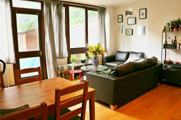 4 Bedroom Maisonette To Rent In Purcell Street, Shoreditch/Hoxton, N1