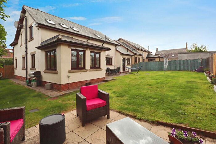 5 Bedroom Detached House For Sale In North End, Alnwick, NE66