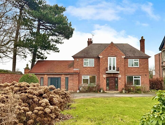 4 Bedroom Detached House For Sale In Sparken Hill, Worksop, S80