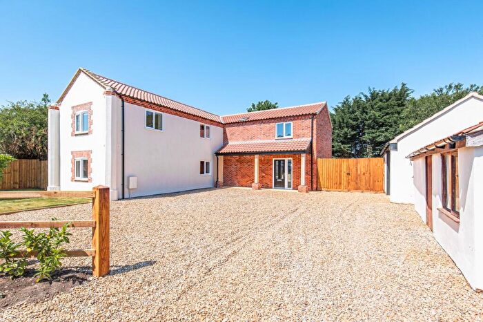 4 Bedroom Detached House For Sale In Chain Free In Shipdham, IP25