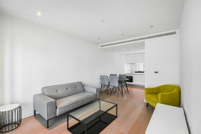 1 Bedroom Flat To Rent In Sky Gardens, London, SW8