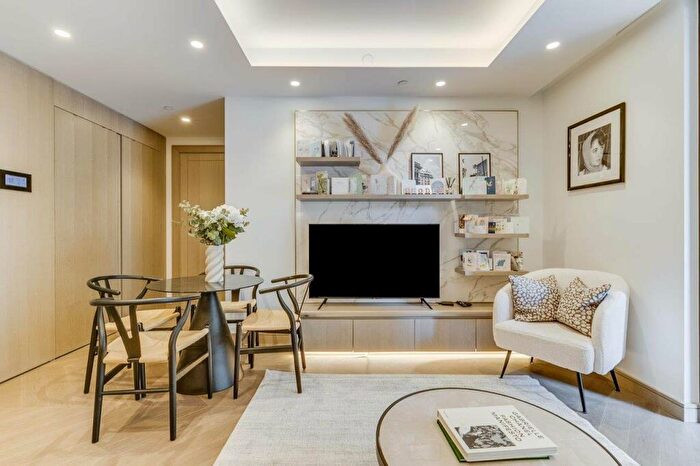 1 Bedroom Apartment For Sale In St. John's Wood Road, London, NW8