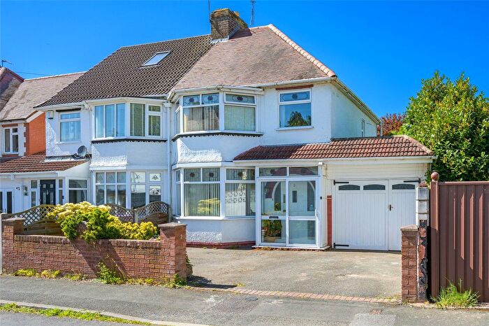 3 Bedroom Semi-Detached House For Sale In Watson Road, Fordhouses, Wolverhampton, West Midlands, WV10