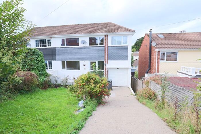 4 Bedroom Semi-Detached House To Rent In Barewell Road, Torquay, TQ1