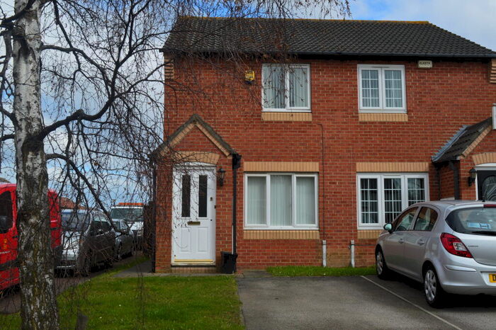 2 Bedroom House To Rent In Ingleborough Close, Mayfield, Washington, NE37