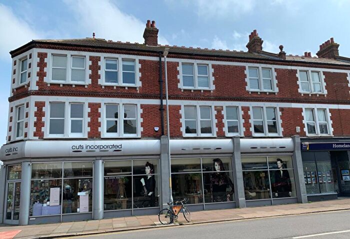 2 Bedroom Flat To Rent In The Broadway, Broadstairs, CT10