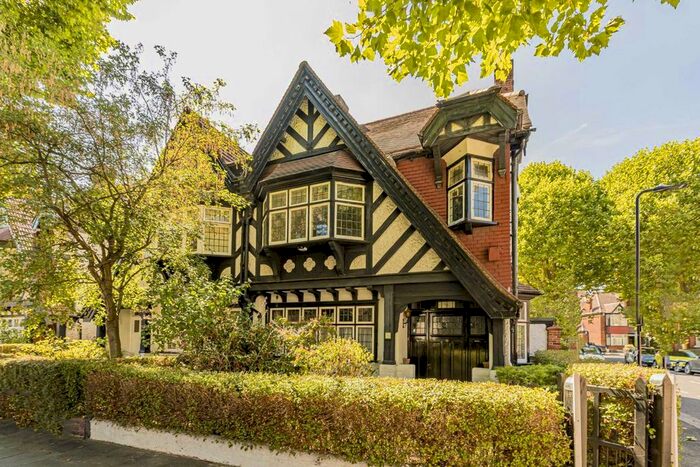 5 Bedroom Semi-Detached House To Rent In West Lodge Avenue, London, W3