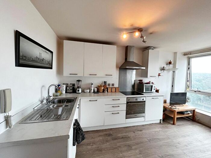 1 Bedroom Apartment To Rent In Huntingdon Street, Nottingham, Nottinghamshire, NG1