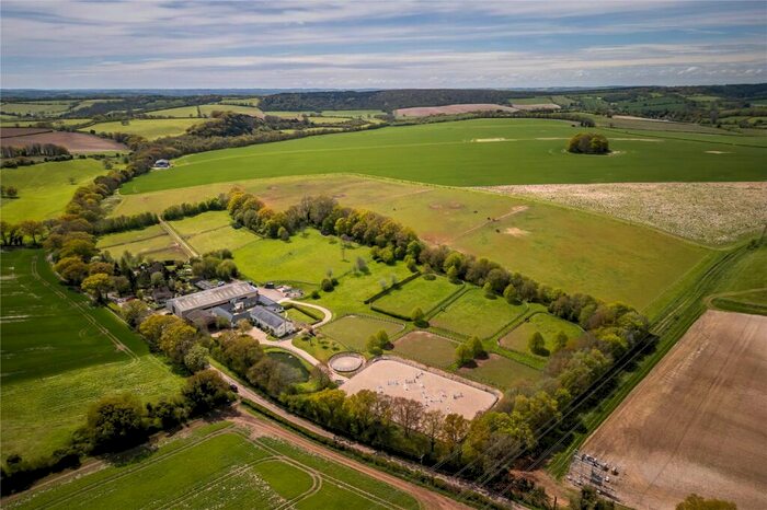 4 Bedroom Equestrian Facility For Sale In Hurstbourne Tarrant, Andover, Test Valley, SP11