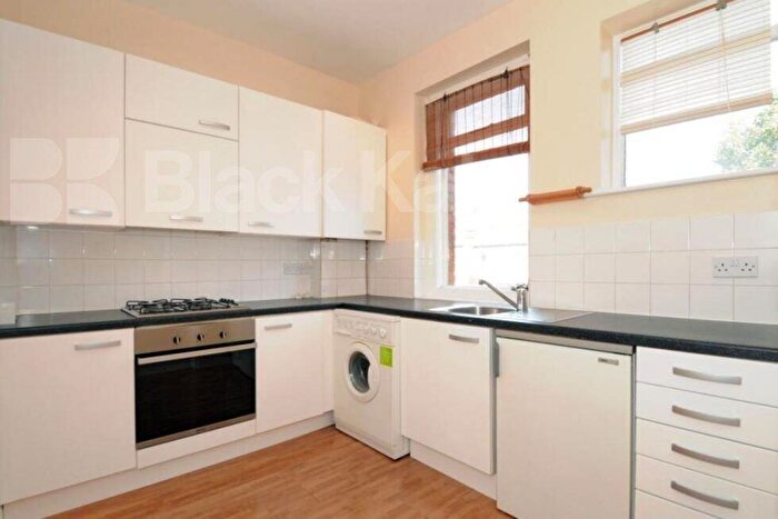 2 Bedroom Flat To Rent In Muswell Avenue, Muswell Hill, N10