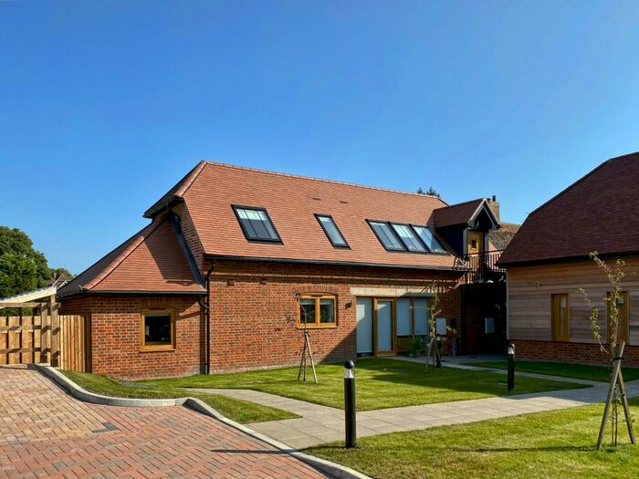 1 Bedroom Apartment To Rent In East Ilsley, Berkshire, RG20