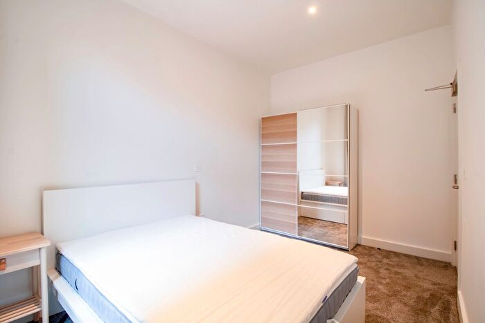 1 Bedroom Flat To Rent In York Place, Leeds, LS1