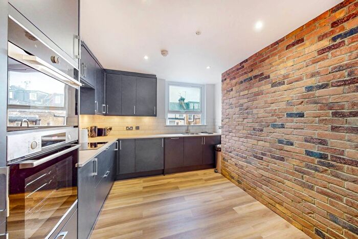 2 Bedroom Flat To Rent In Ashmore Road, London, W9