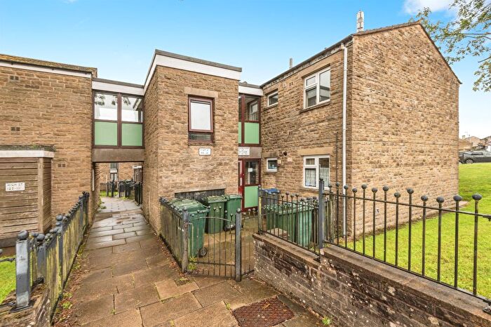 1 Bedroom Flat For Sale In High Street, Wibsey, Bradford, BD6
