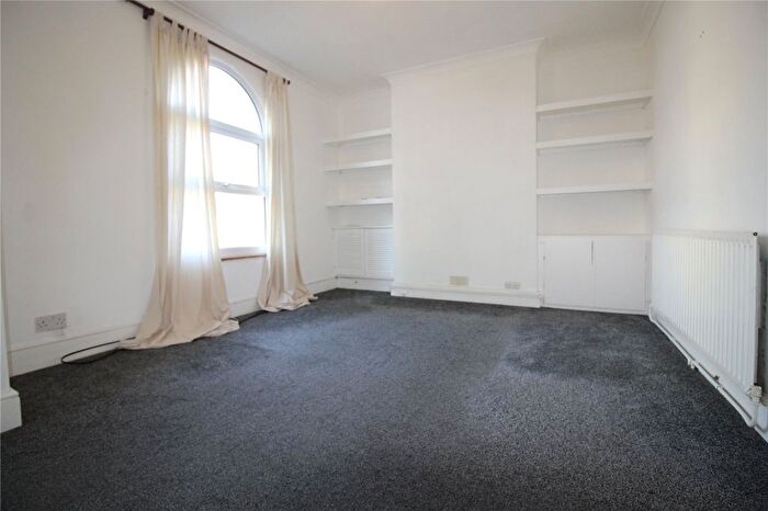 2 Bedroom Terraced House To Rent In Wellington Street, Gravesend, Kent, DA12