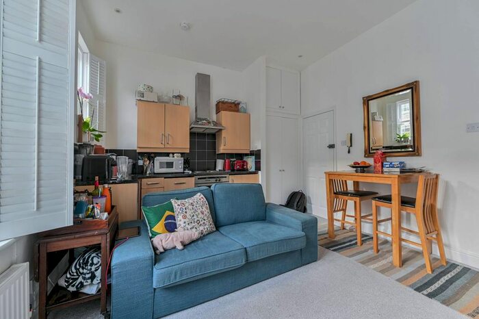 1 Bedroom Flat To Rent In Clarendon Street, Pimlico, London, SW1V