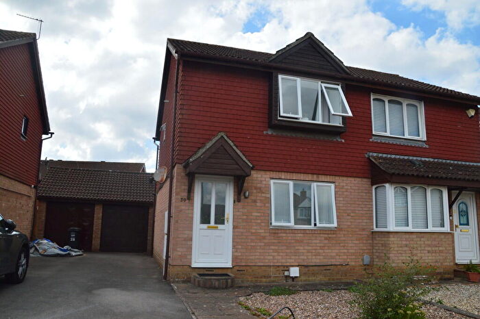 2 Bedroom Semi-Detached House To Rent In Townshend Road, BS22