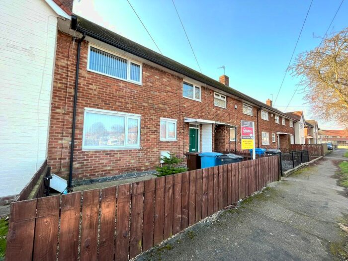 3 Bedroom Terraced House To Rent In Hermes Close, Hull, HU9