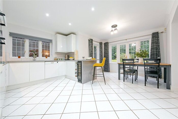 5 Bedroom Detached House For Sale In Old Avenue, West Byfleet, Surrey, KT14