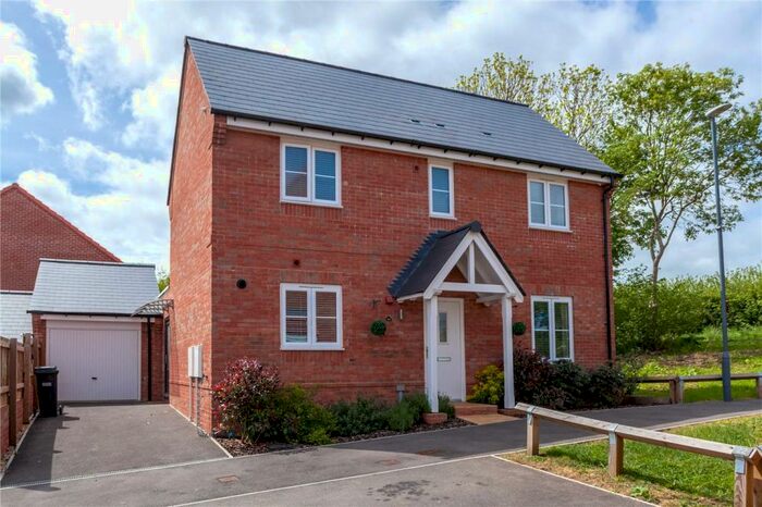 4 Bedroom Detached House For Sale In Alcina Way, Keynsham, Bristol, Somerset, BS31