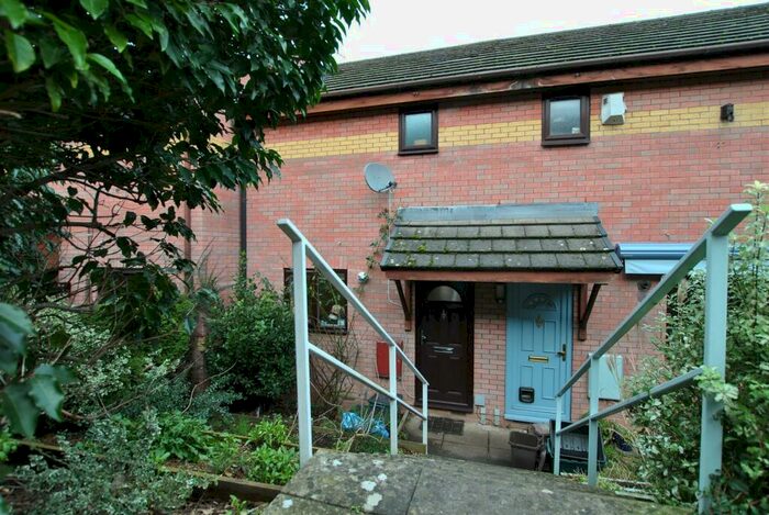 1 Bedroom Terraced House To Rent In County Street, Totterdown, BS4